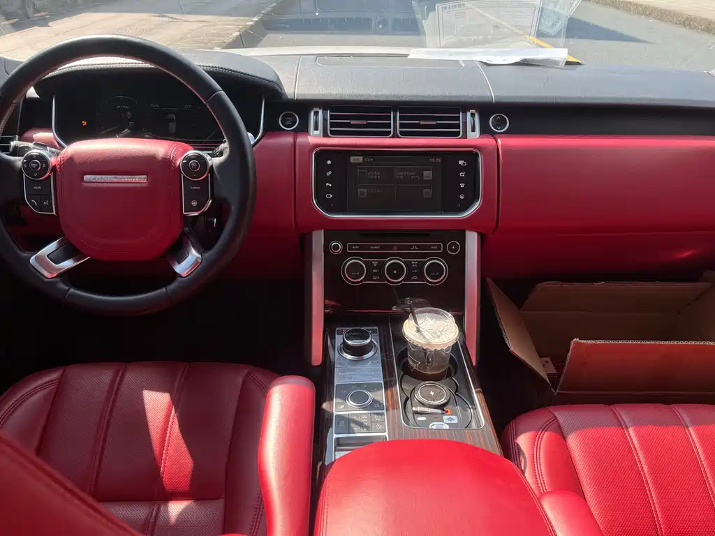 Land Rover Range Rover — миниатюра 11
