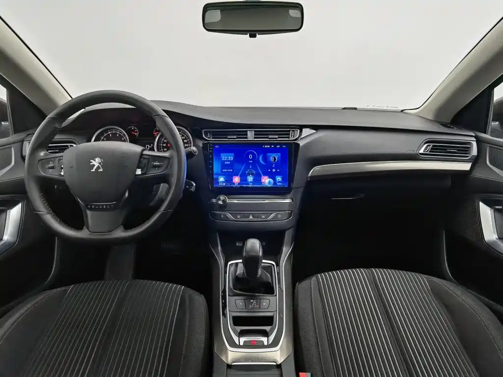 Peugeot 408 — миниатюра 5