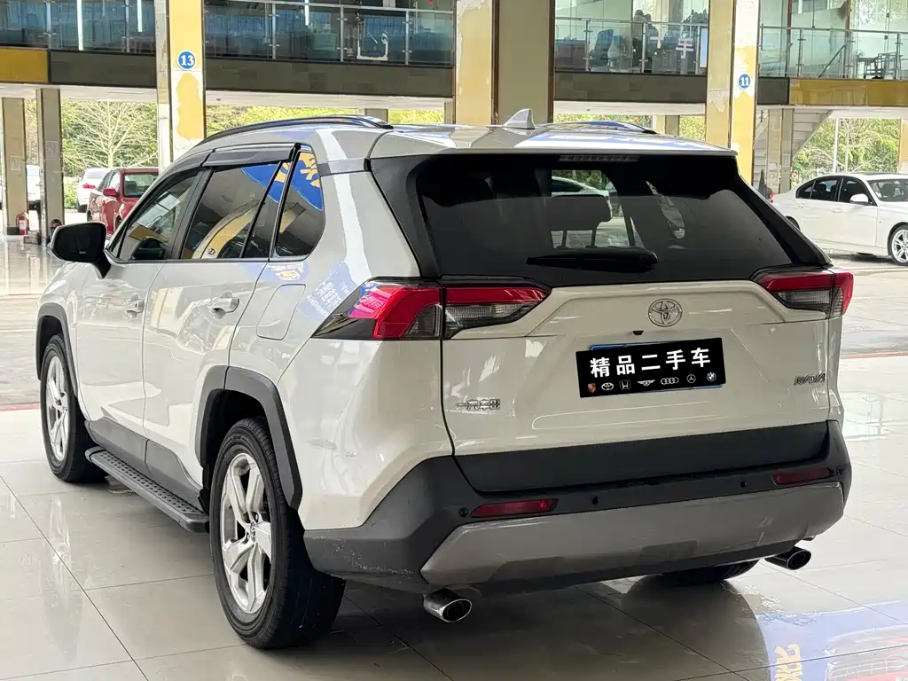 TOYOTA RAV4 RONGFANG