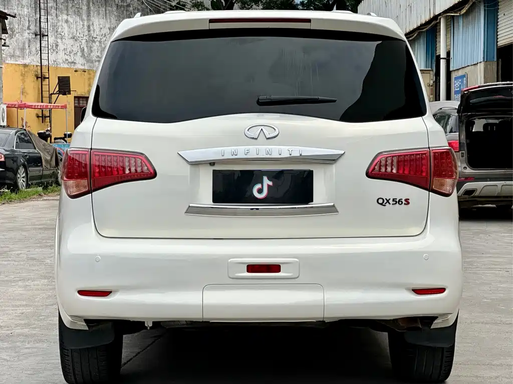 Infiniti QX 2011 QX56