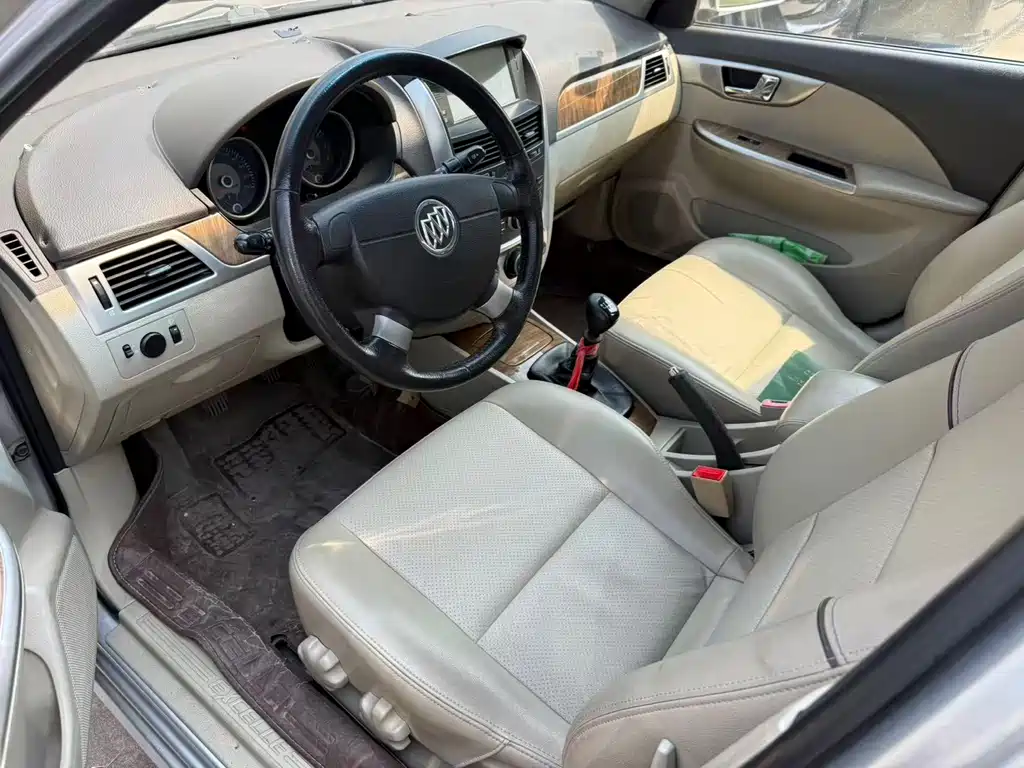 Buick Excelle — миниатюра 7