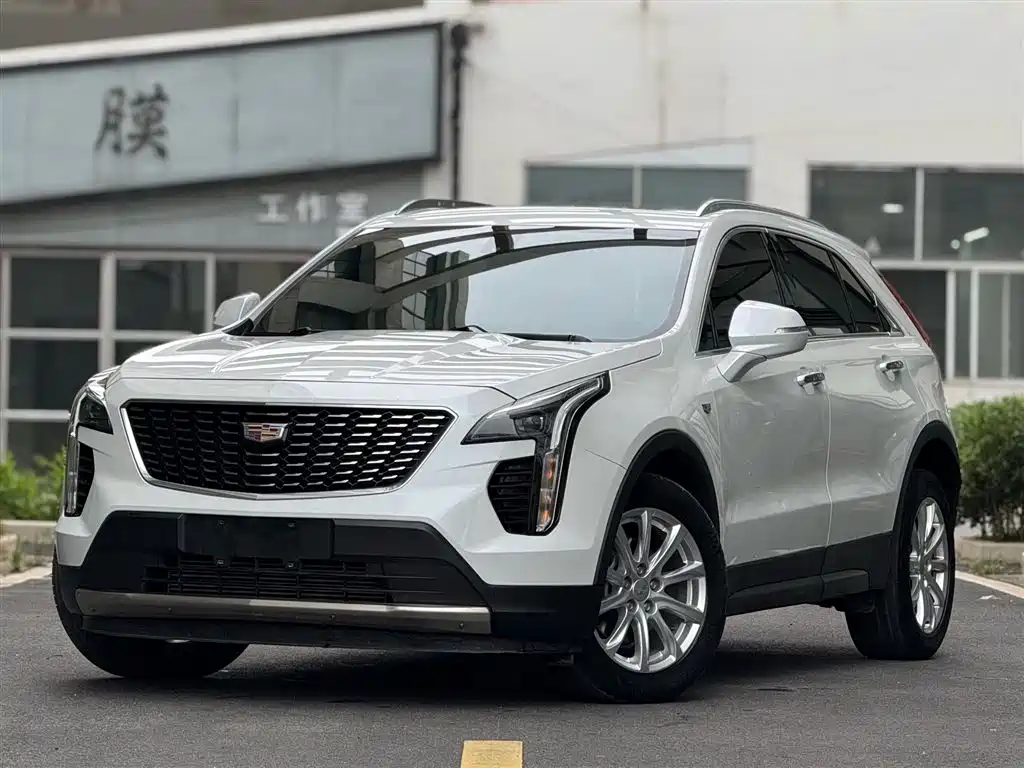 Cadillac XT4 2022