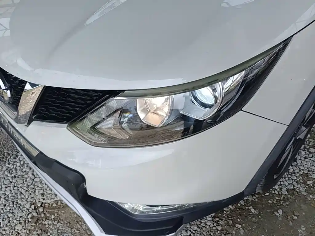 Nissan Qashqai — миниатюра 24