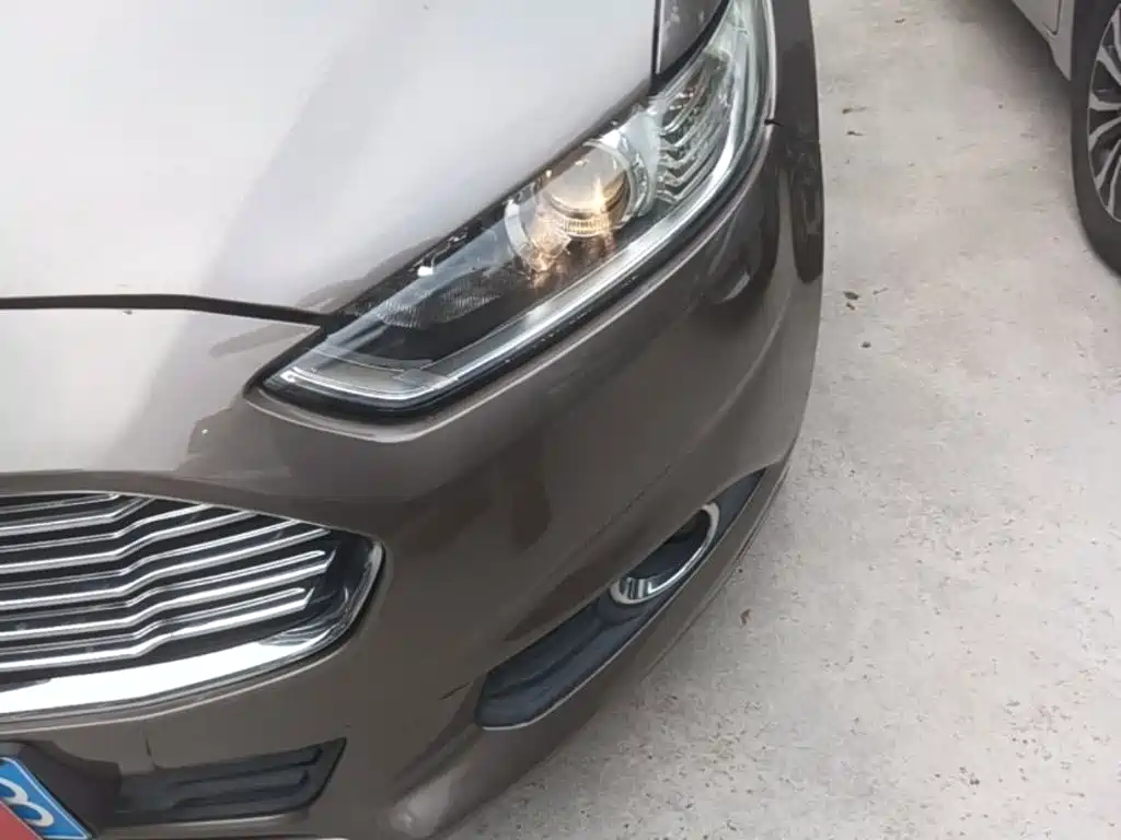 Ford Mondeo — миниатюра 24