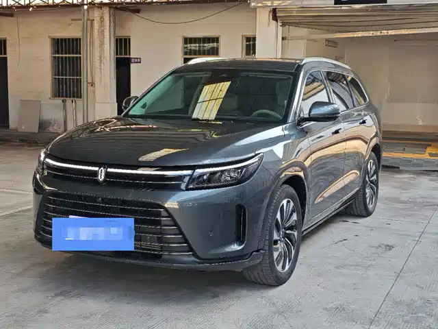 AITO M7