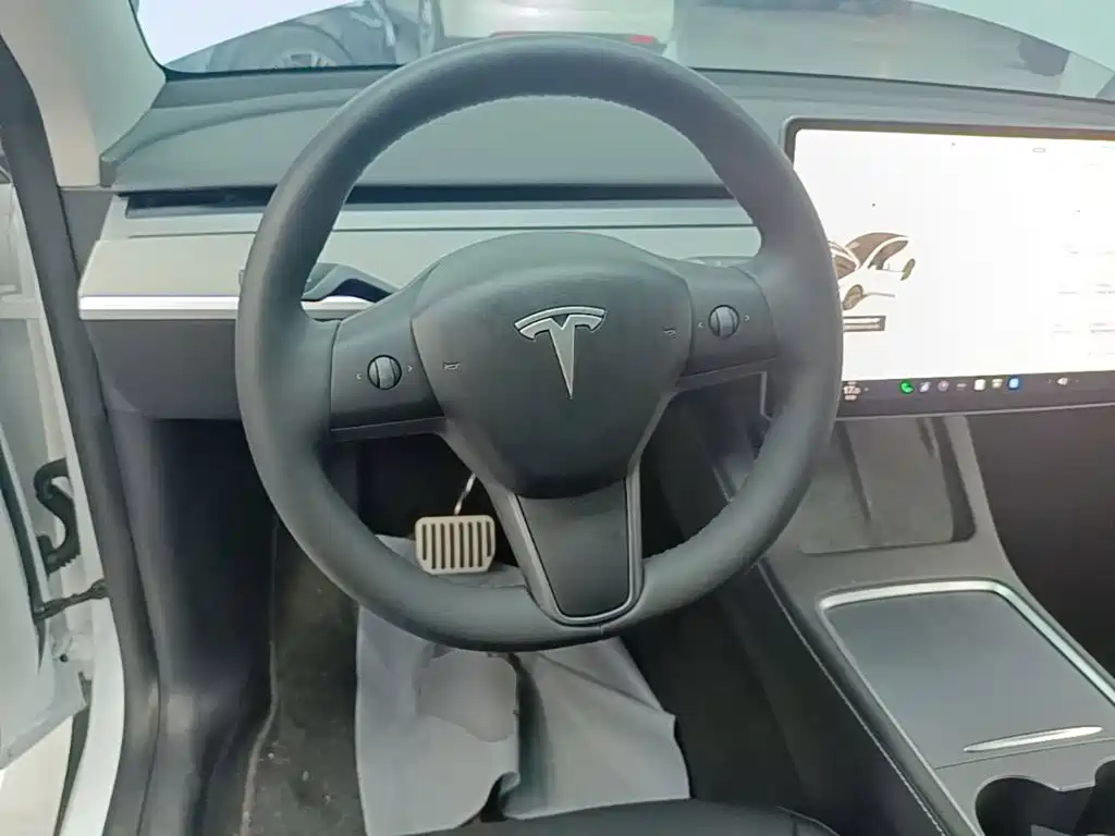 Tesla Model Y — фотографии объявления, Фото 11