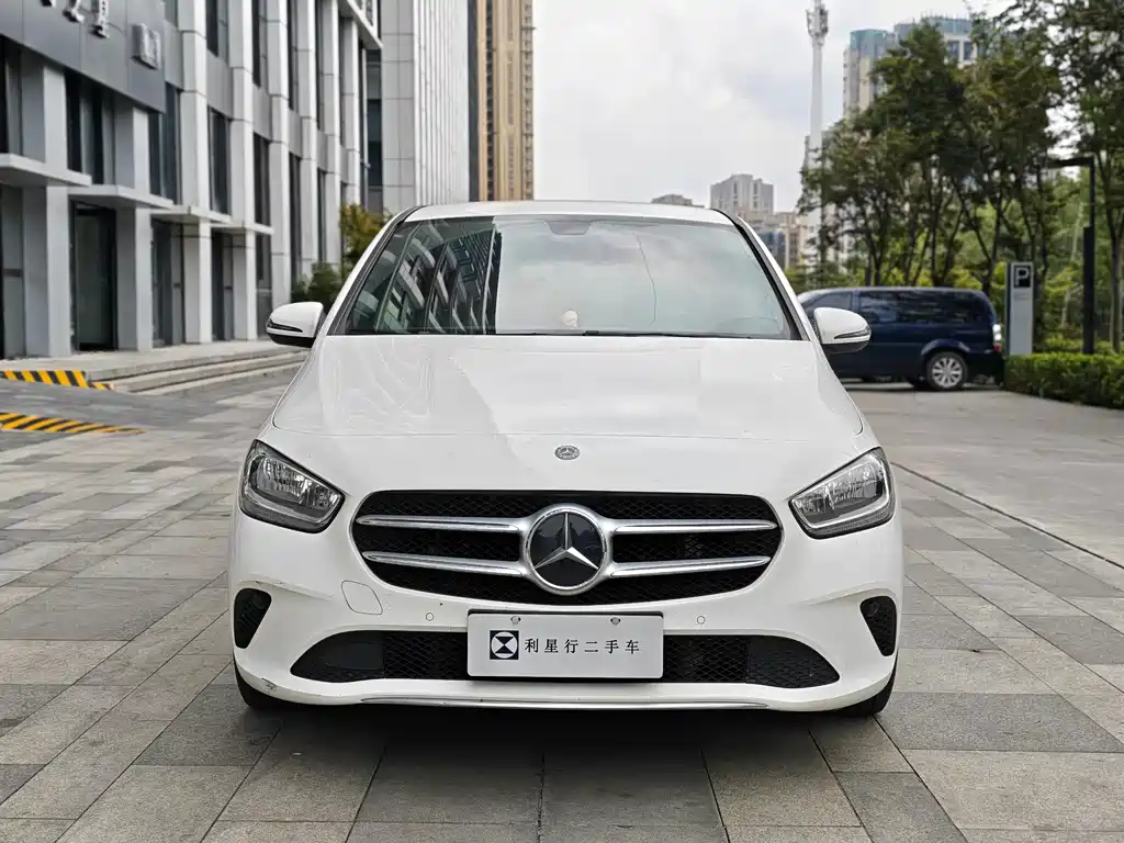Mercedes-Benz B-Class — миниатюра 2