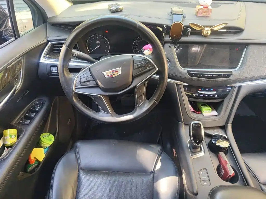 Cadillac XT5 — миниатюра 11