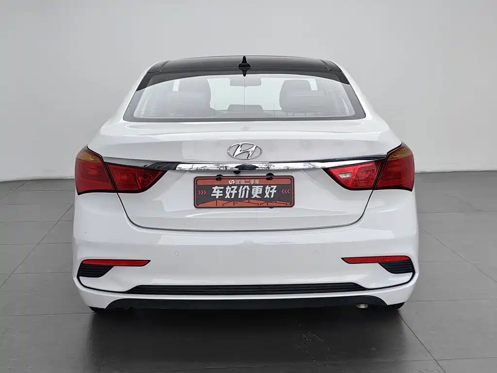 Hyundai Mistra — миниатюра 4