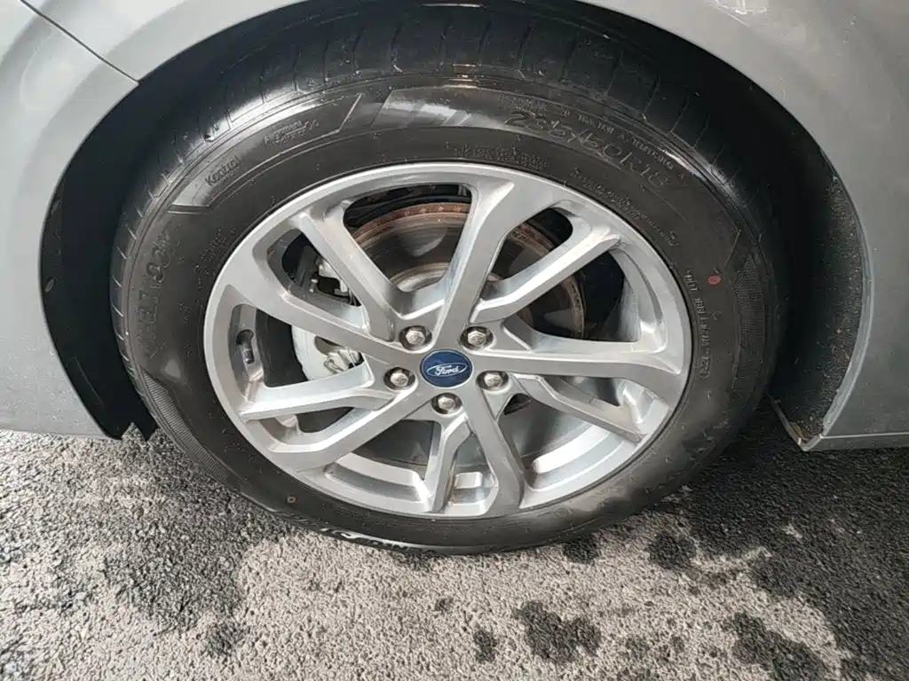 Ford Mondeo — миниатюра 23