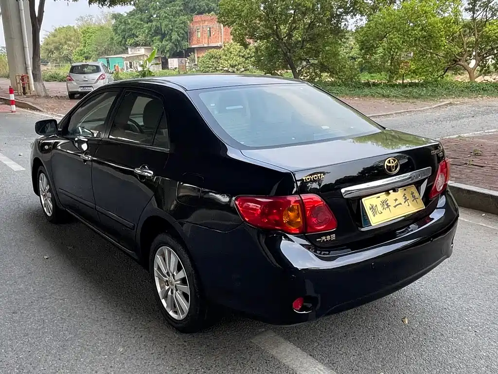 Toyota Corolla 2009 1.8L AT GLX-i