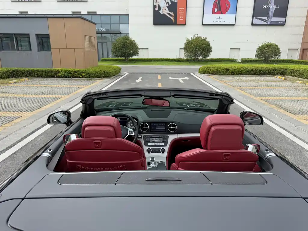 Mercedes-Benz SL-Class — миниатюра 22