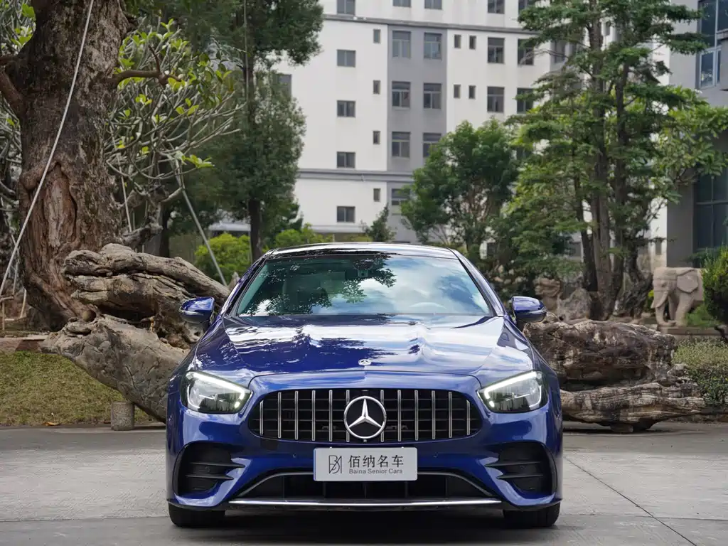 MERCEDES-BENZ E CLASS