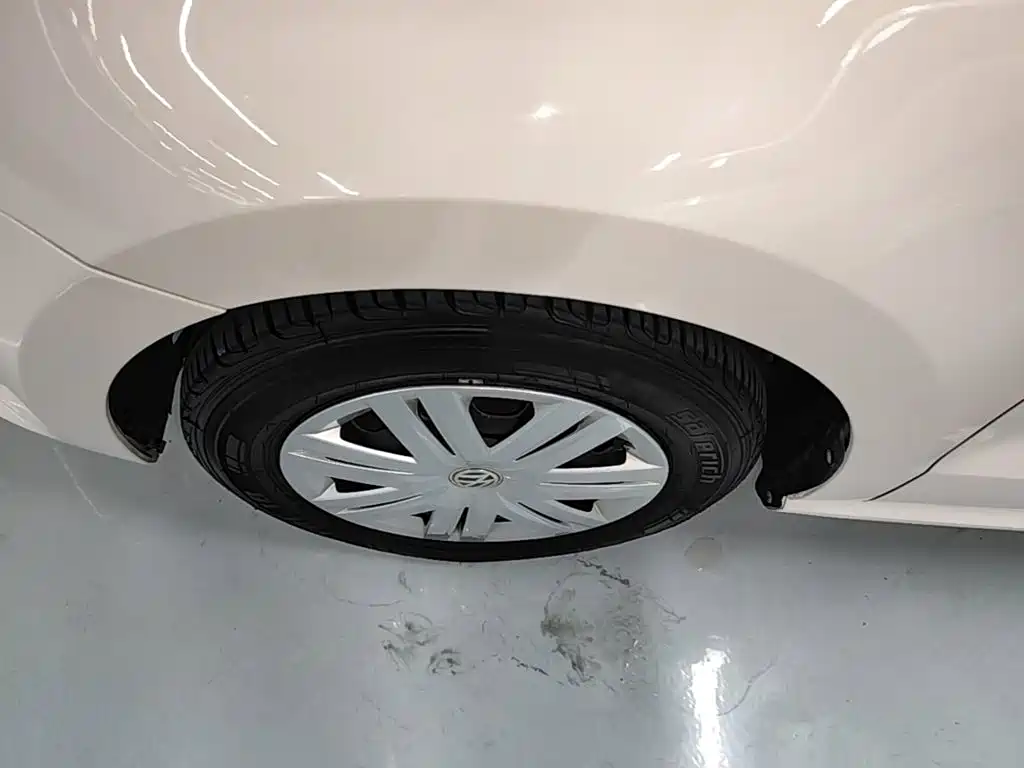 Volkswagen Polo — миниатюра 25