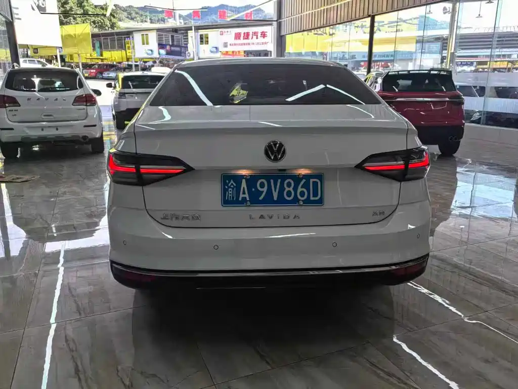 Volkswagen Lavida — миниатюра 11