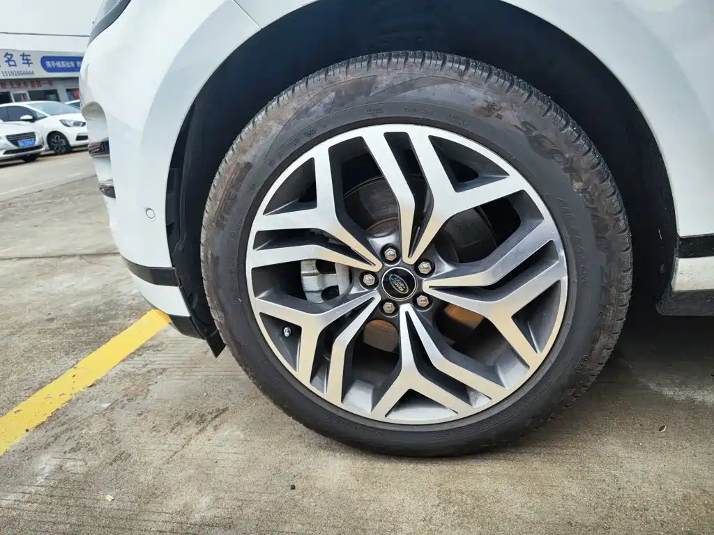 Land Rover Evoque — миниатюра 23