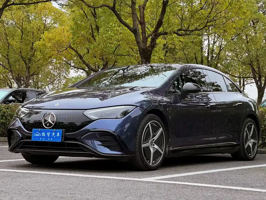 Mercedes-Benz EQE 2025