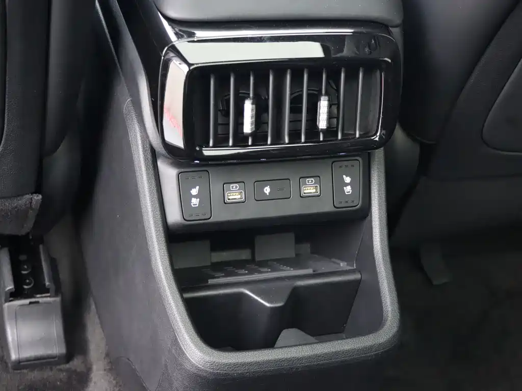 Hyundai Custo — миниатюра 18