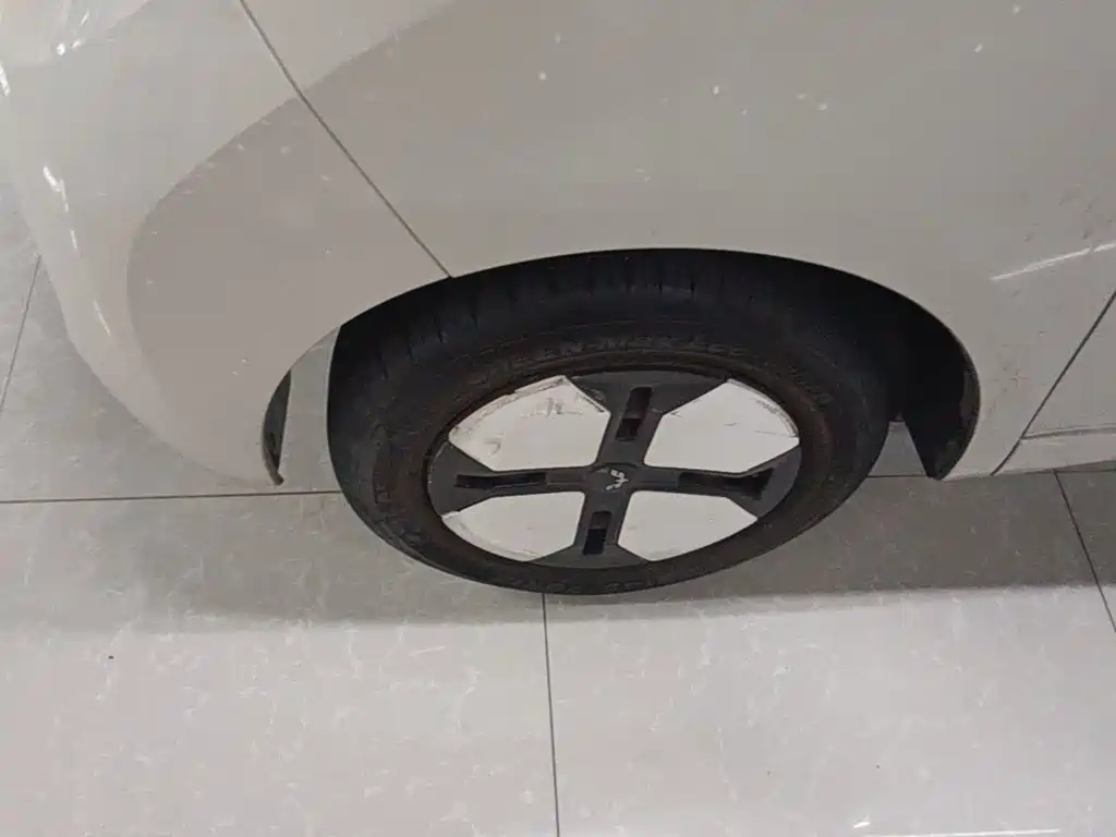 Wuling MINIEV — миниатюра 23