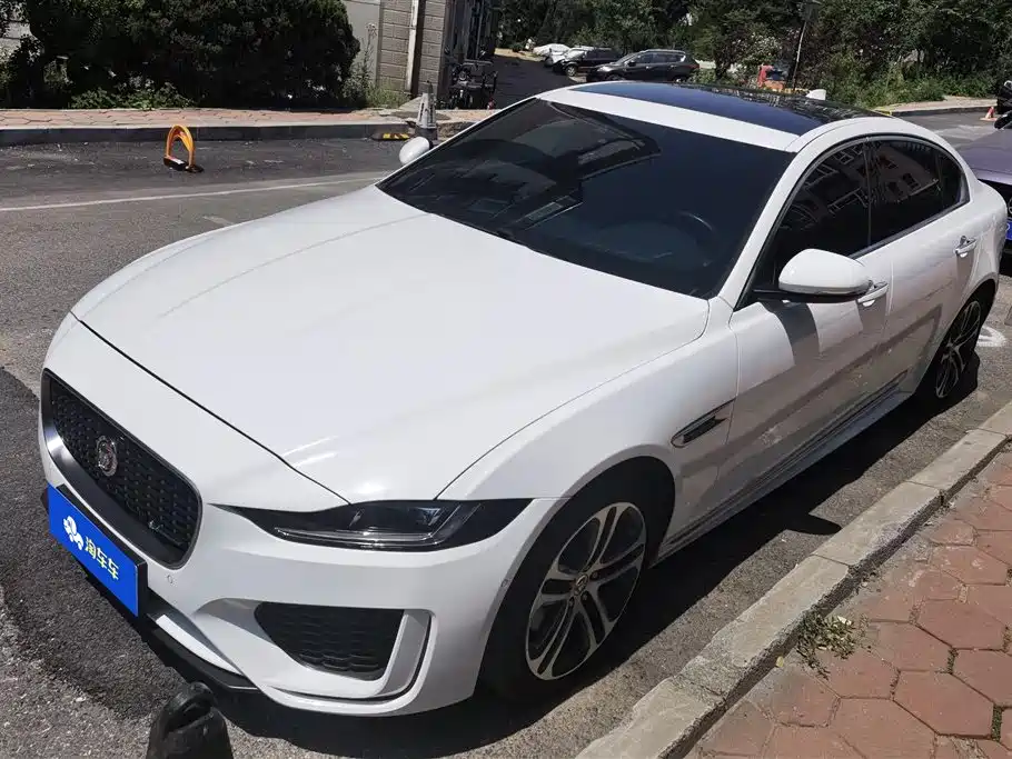 Купить Jaguar XEL