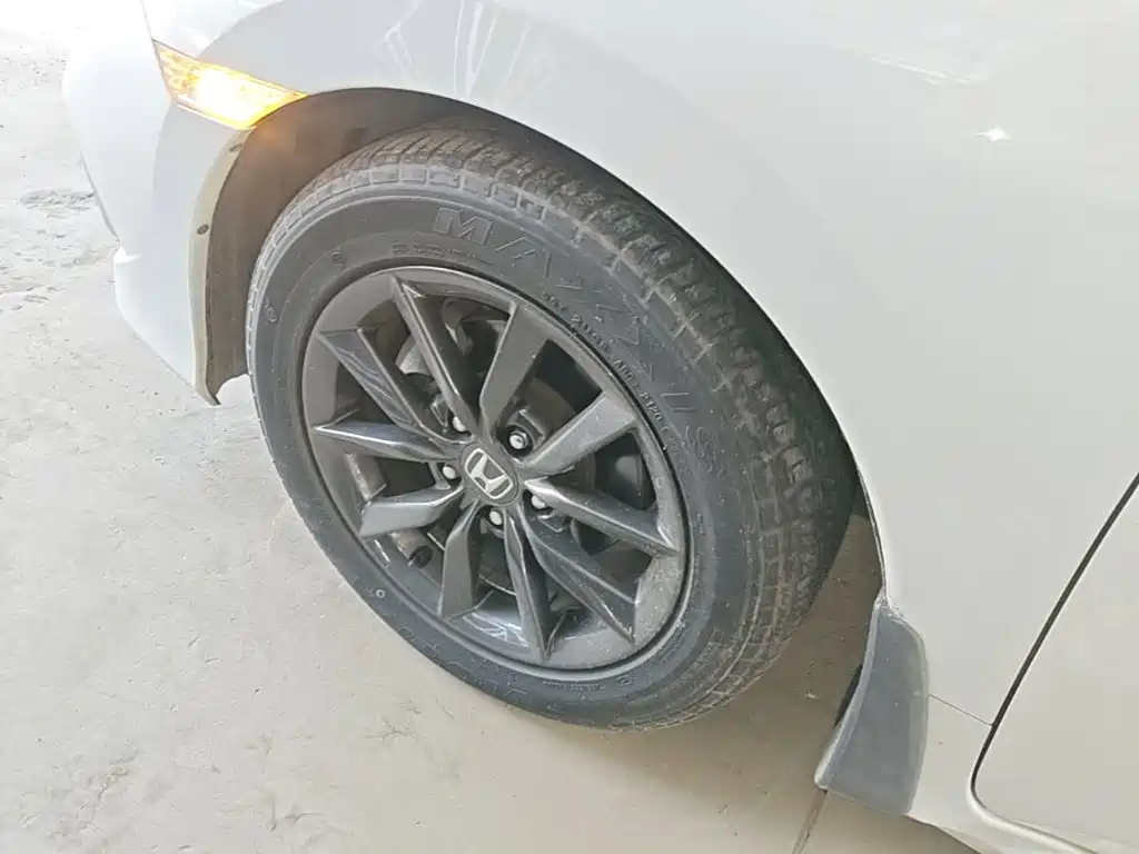 Honda Civic — миниатюра 23
