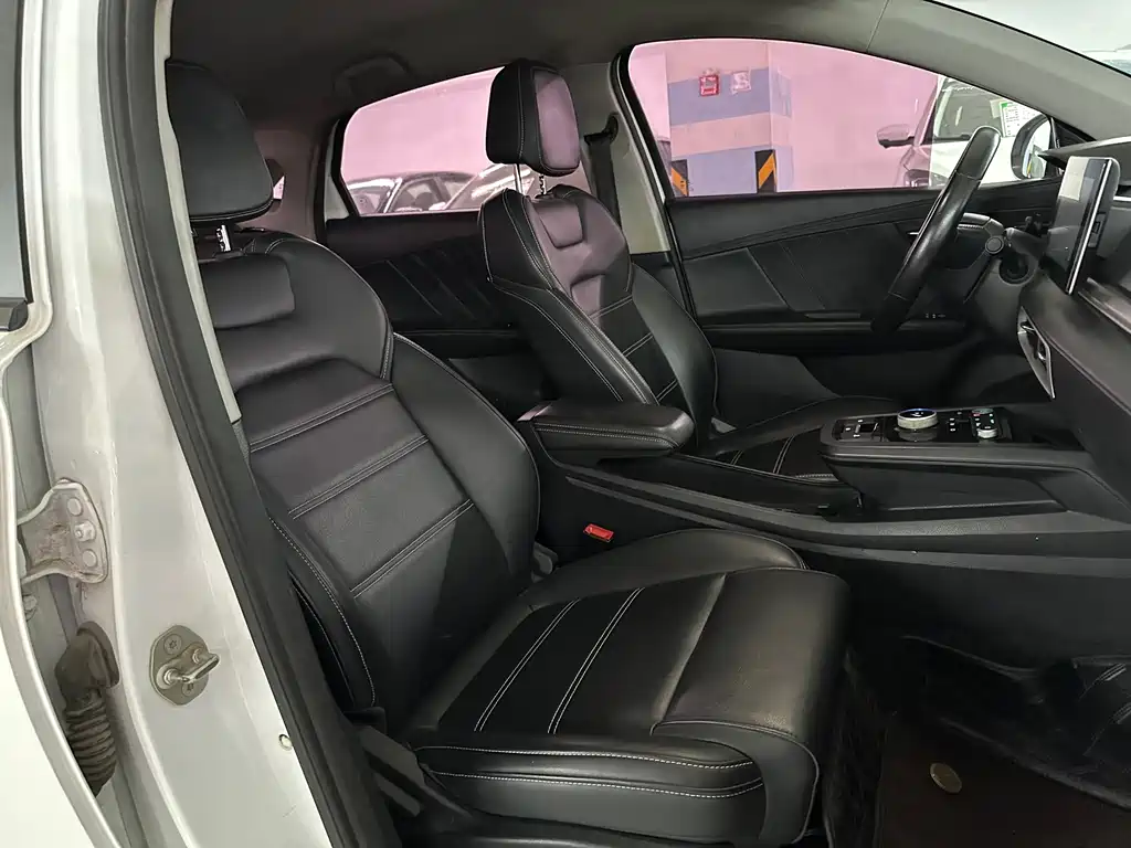 BYD e3 — миниатюра 17