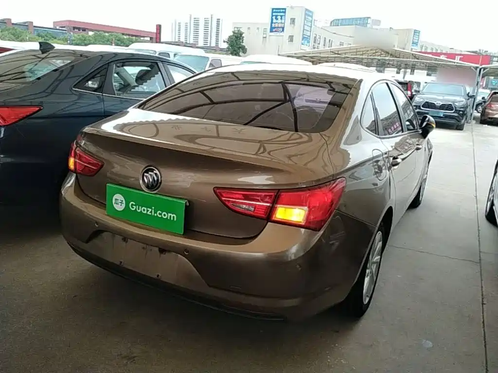Buick Verano — миниатюра 7