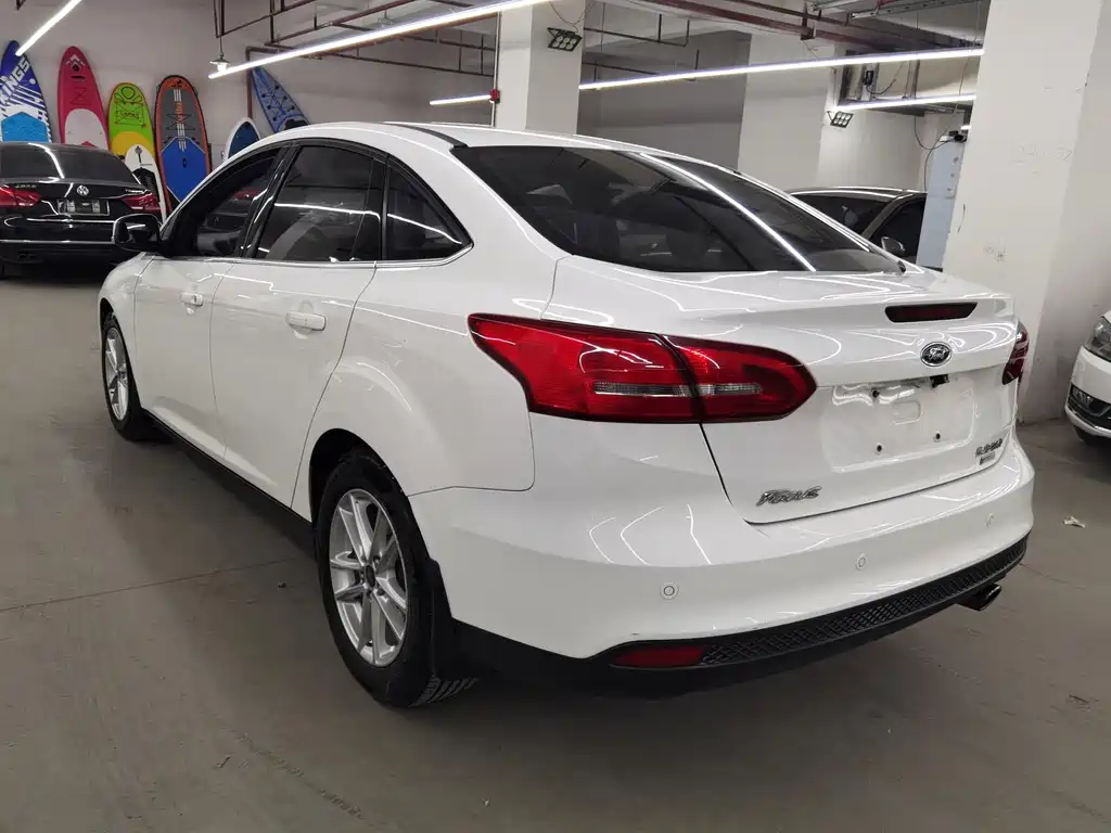 Ford Focus — миниатюра 10