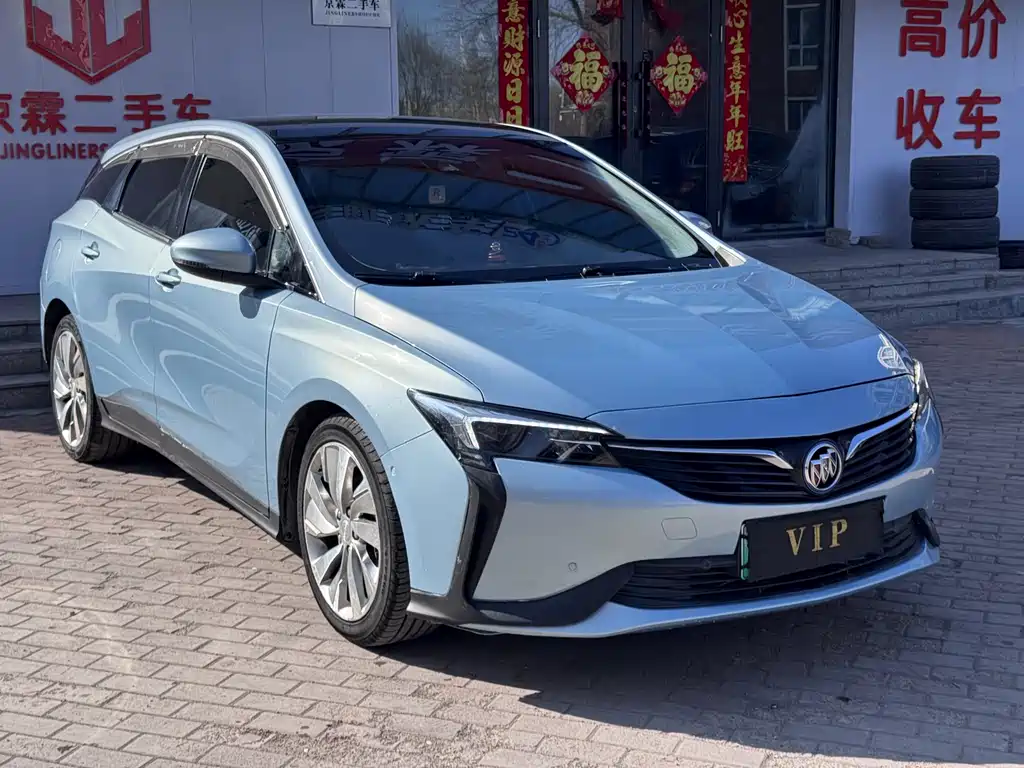 BUICK SLIGHTLY BLUE 6