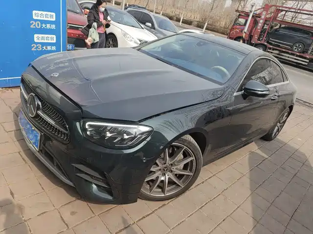 MERCEDES-BENZ E CLASS