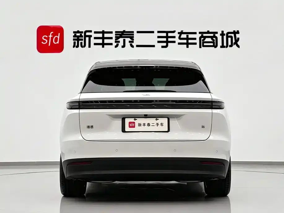 Li Auto i6 2025 Standard