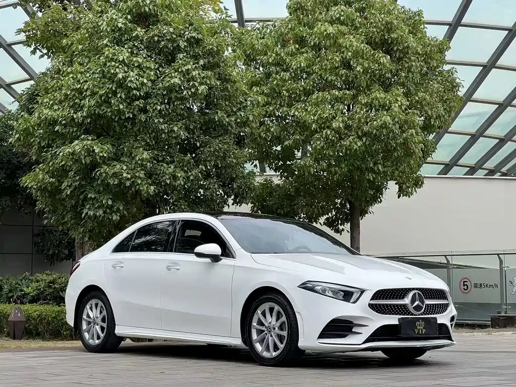 Mercedes-Benz A-Class — миниатюра 3