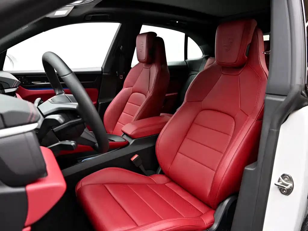 Porsche Macan EV — миниатюра 9