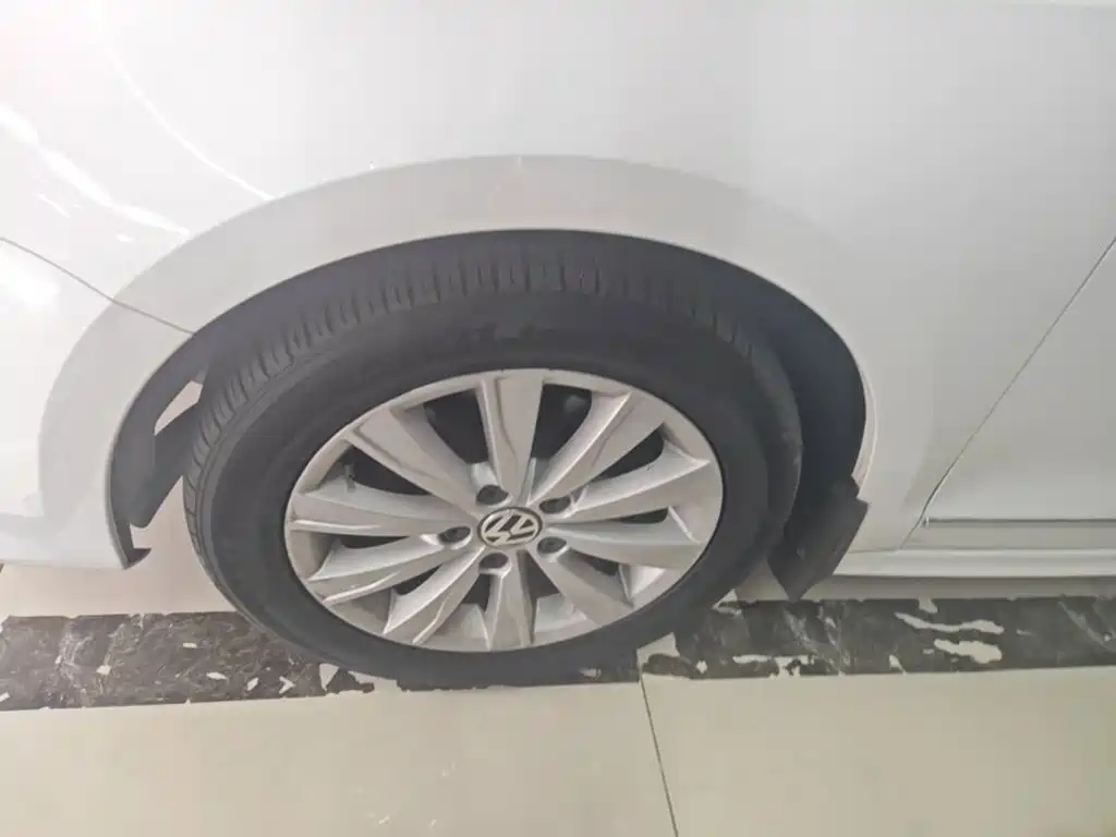 Volkswagen Sagitar — миниатюра 23