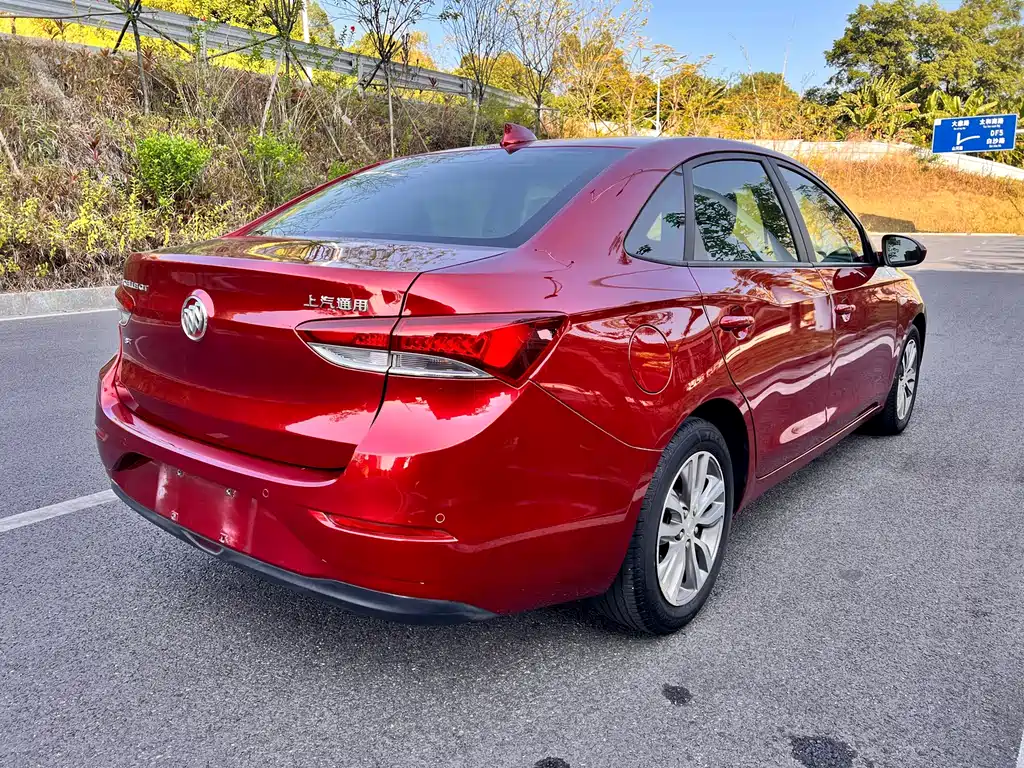 Buick Excelle — миниатюра 5