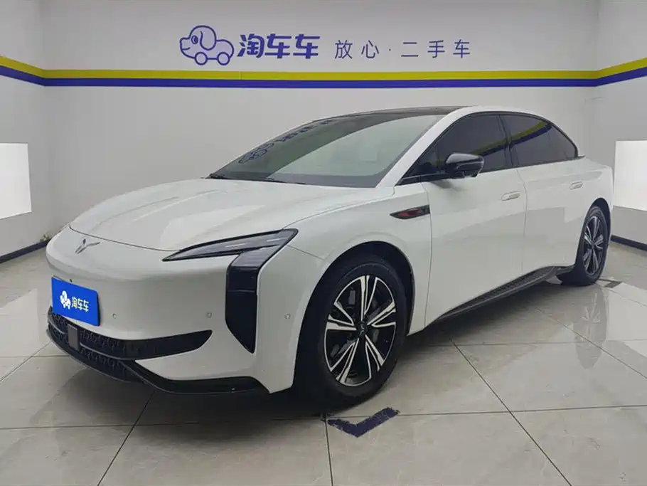 Hongqi Hongqi EH7 2024