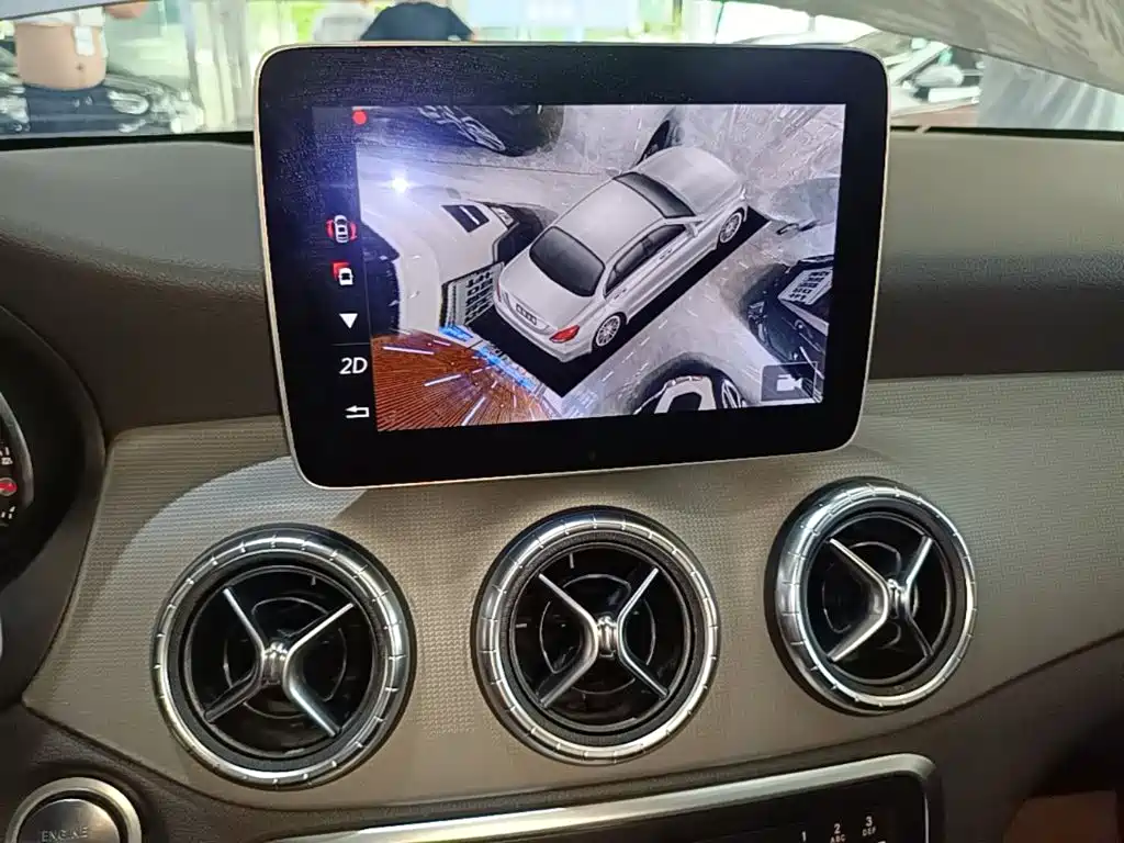 Mercedes-Benz CLA (Import) — миниатюра 13