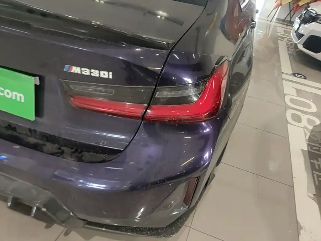 BMW 3 Series — миниатюра 8