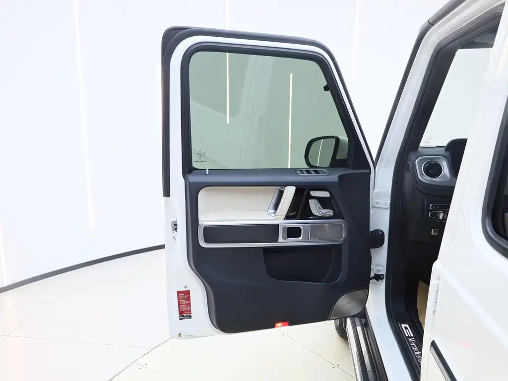 Mercedes-Benz G-Class — миниатюра 28