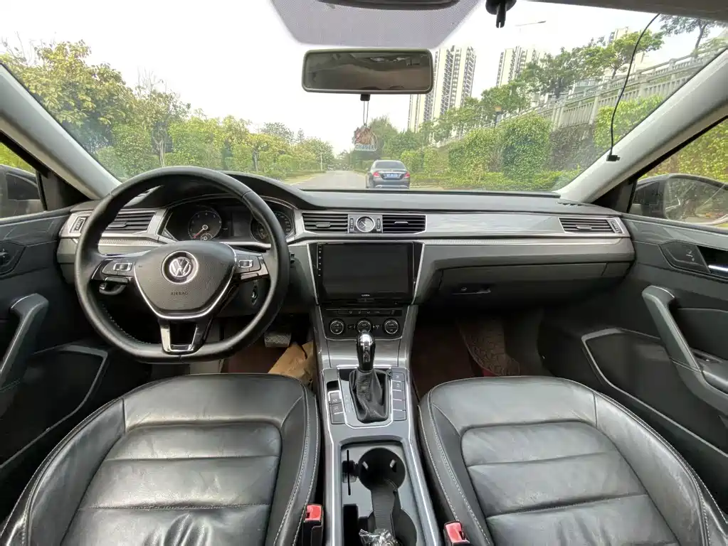 Volkswagen Passat — миниатюра 11