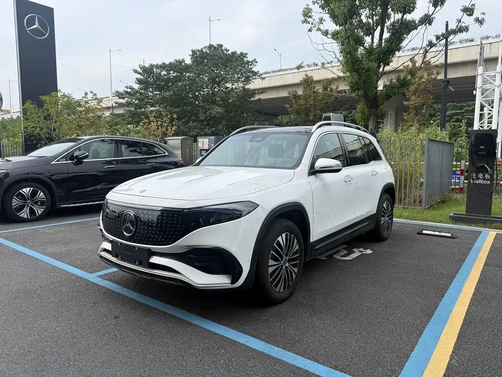 Mercedes-Benz EQB