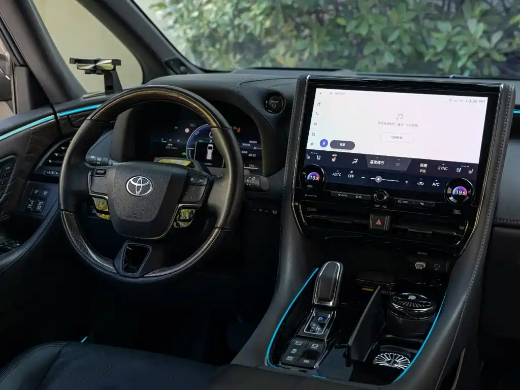 Toyota Alphard — фотографии объявления, Фото 11
