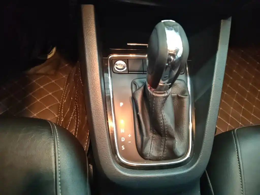 Volkswagen Sagitar — миниатюра 14