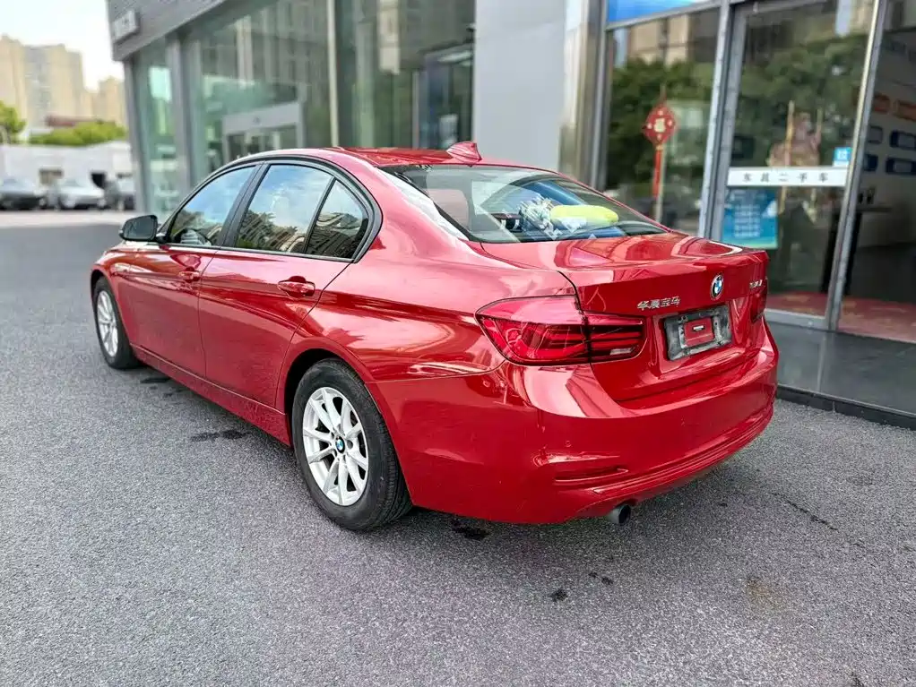BMW 3 Series — миниатюра 7