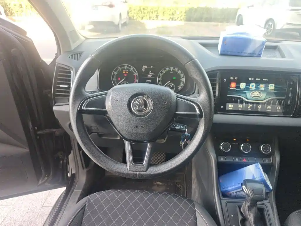 Skoda Karoq — миниатюра 11