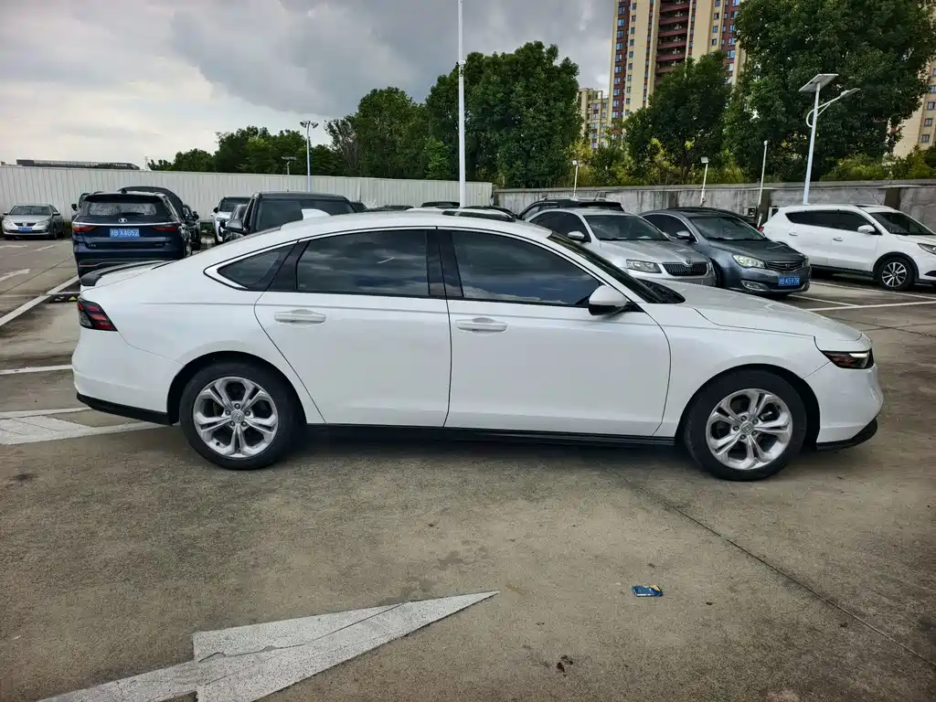 Honda Accord — миниатюра 4