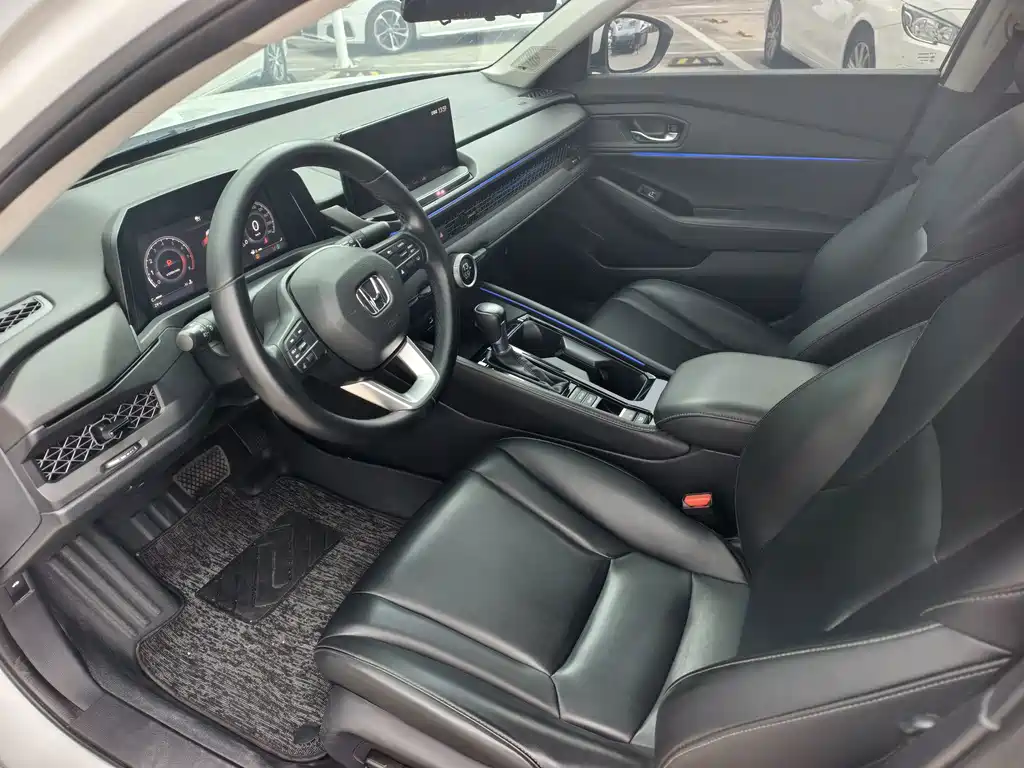 Honda Accord — миниатюра 11