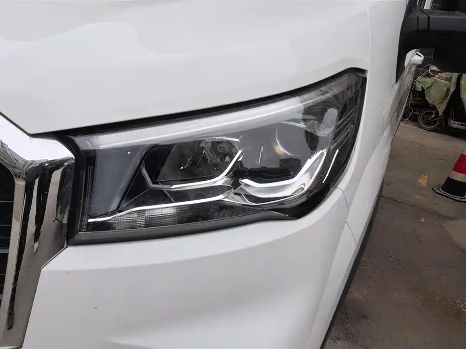 SAIC MAXUS XINTU V90