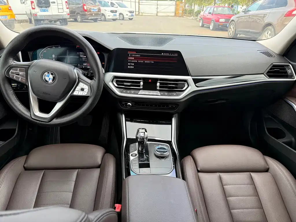 BMW 3 Series — миниатюра 9