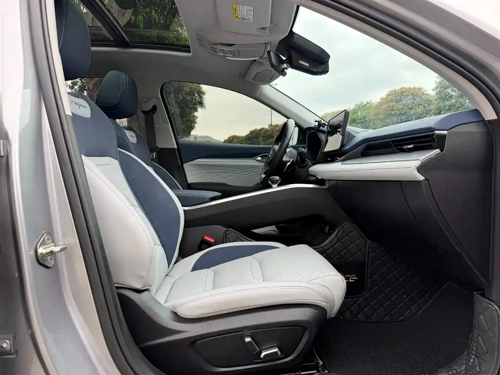 GEELY AUTOMOBILE XINGRUI